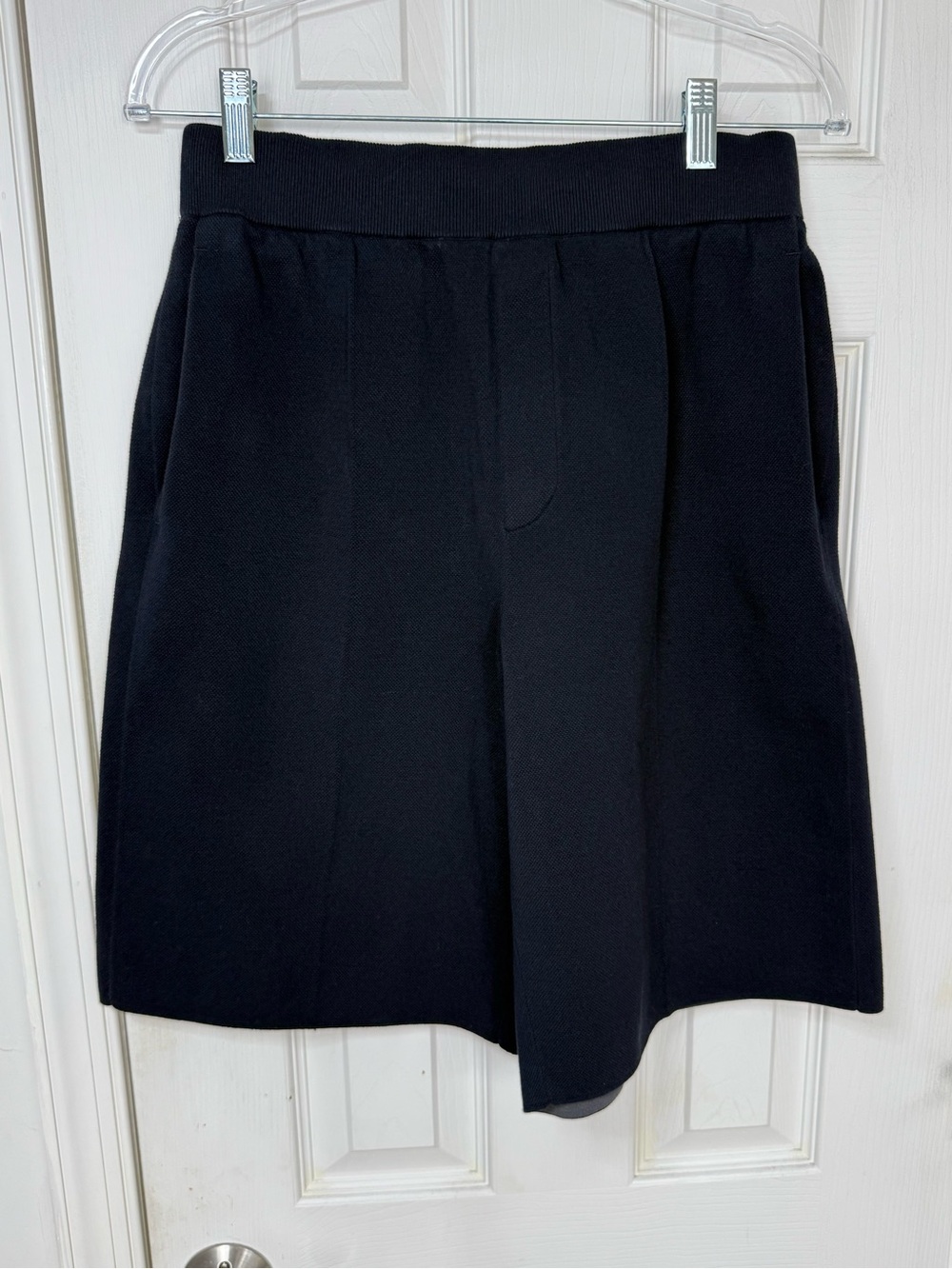 COS Men’s Oversized Double Faced Knitted Bermuda Shorts Navy Blue Size Small